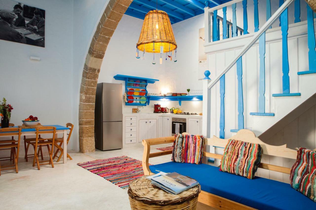 VILLA KEFI,A COZY PLACE WITH VIBRANT COLOURS KOSKINOU: VILLA & VACATION ...